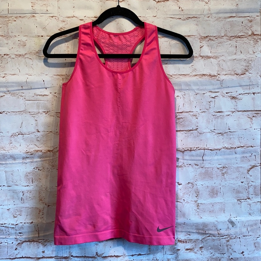 Nike Pro seamless racerback fitted tank top gym M
